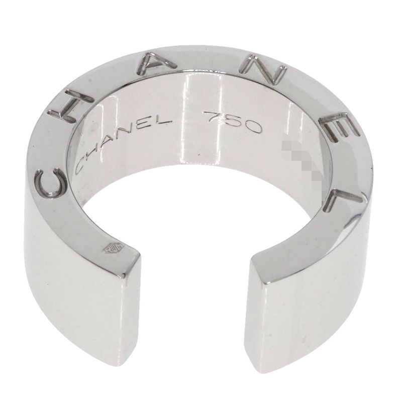Chanel Signature Ring 18k White Gold