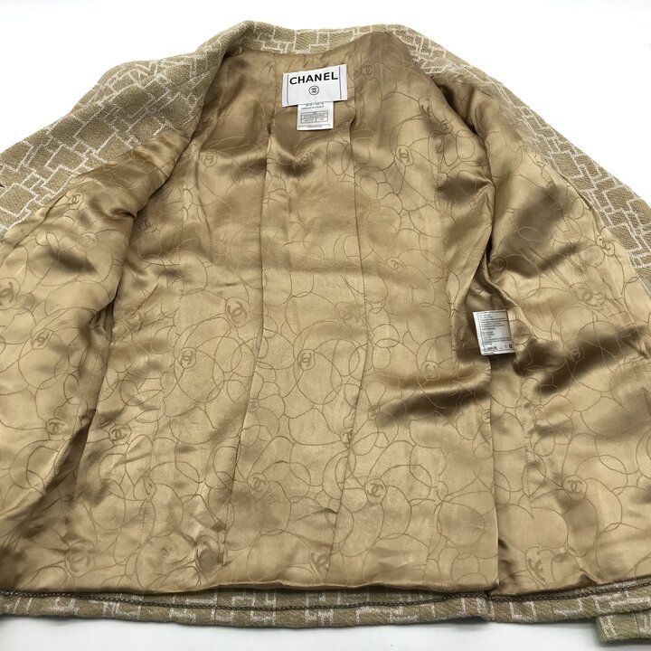 Chanel CC Logo Button Tweed All Over Pattern Jacket Ivory