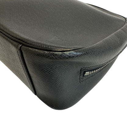 Louis Vuitton Trousse Toilet GM Taiga Leather Clutch Black