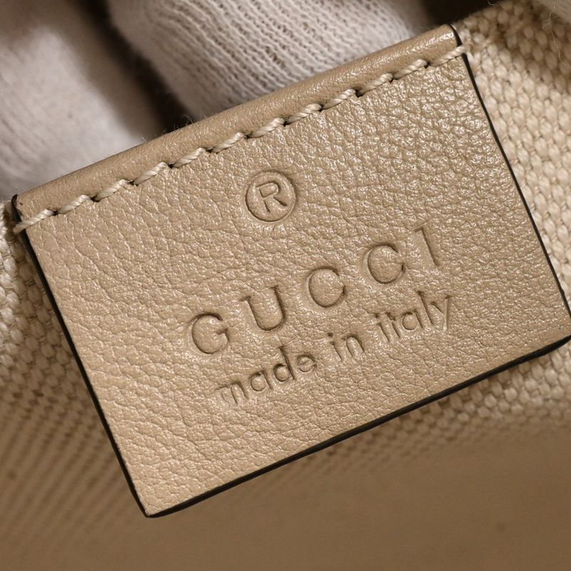 Gucci Tote Diana Small