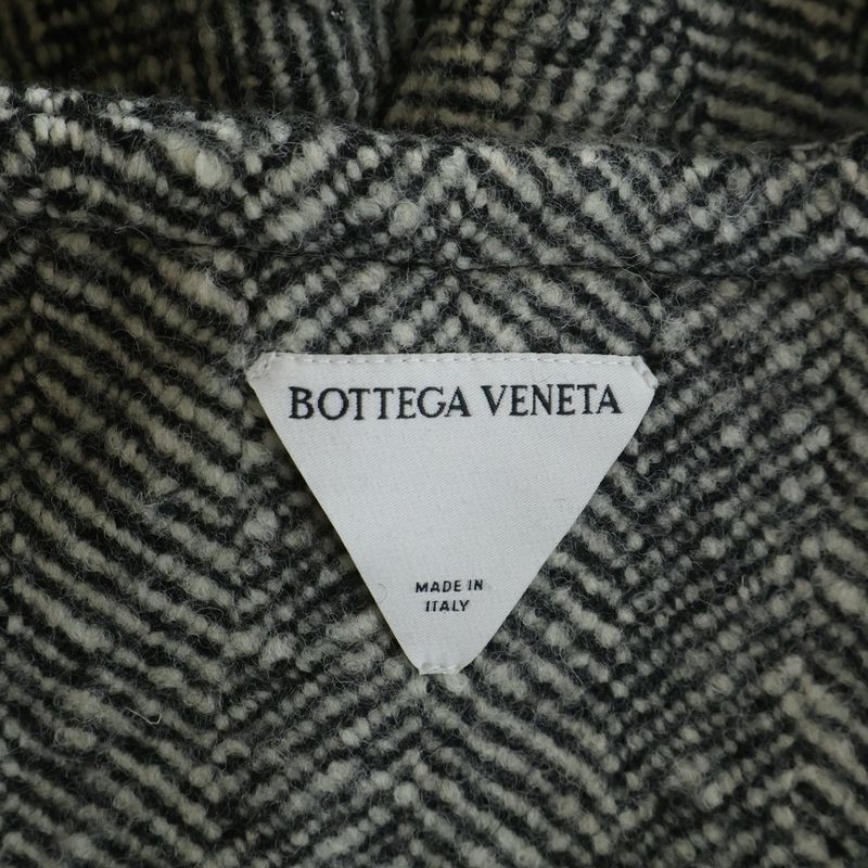 Bottega Veneta Sleeveless Felted Wool Chevron Coat Gray White