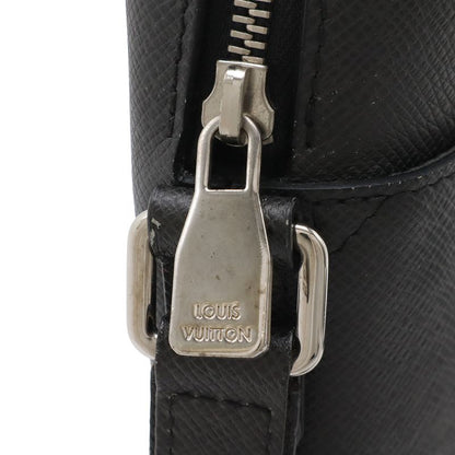 Louis Vuitton Taiga Pochette Grigori Shoulder Bag Crossbody Leather Calf