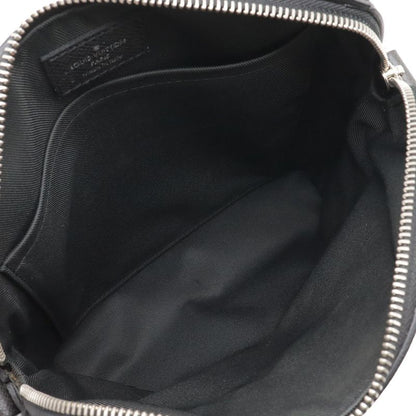 Louis Vuitton Taiga Pochette Grigori Shoulder Bag Crossbody Leather Calf