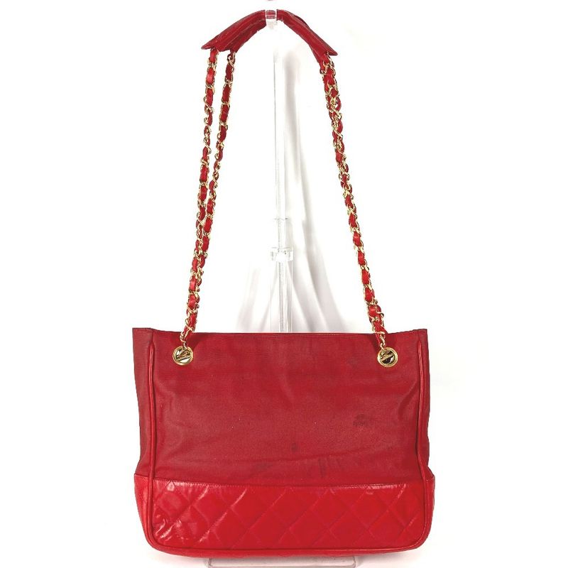 Chanel Shoulder Bag CC Logo Quilted Leather Red