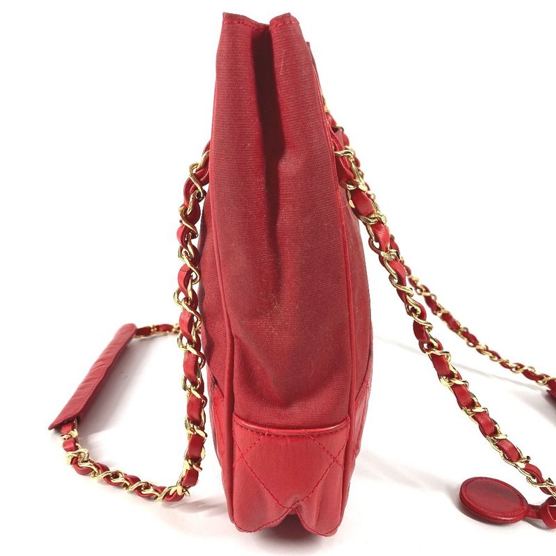 Chanel Shoulder Bag CC Logo Quilted Leather Red
