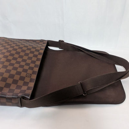 Louis Vuitton Brooklyn MM Damier Messenger Bag
