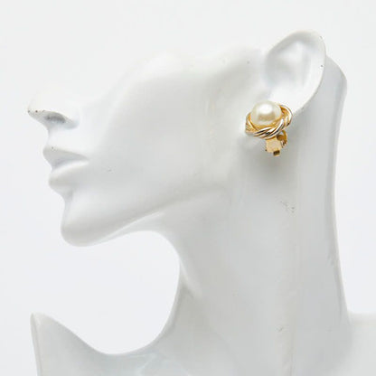 Chanel Vintage Pearl Gold Plated