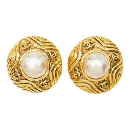 Chanel Vintage Pearl Gold Plated