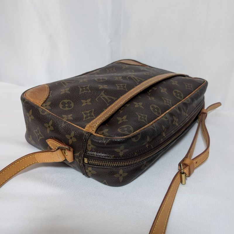Louis Vuitton Trocadero 30 Monogram Shoulder Bag
