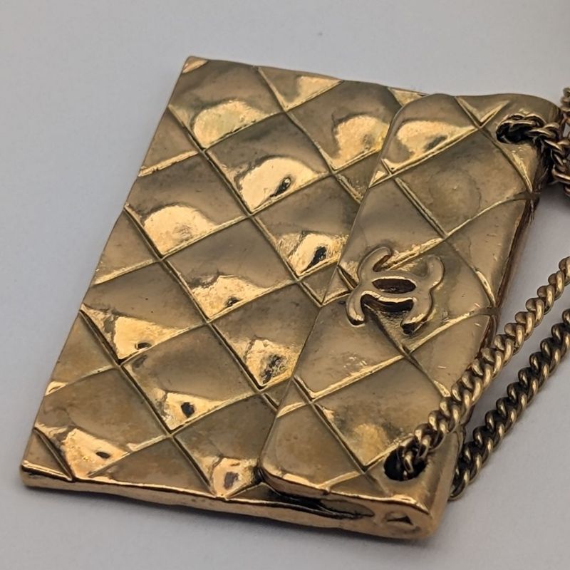 Chanel Brooch Quilted Bag Motif CC Logo