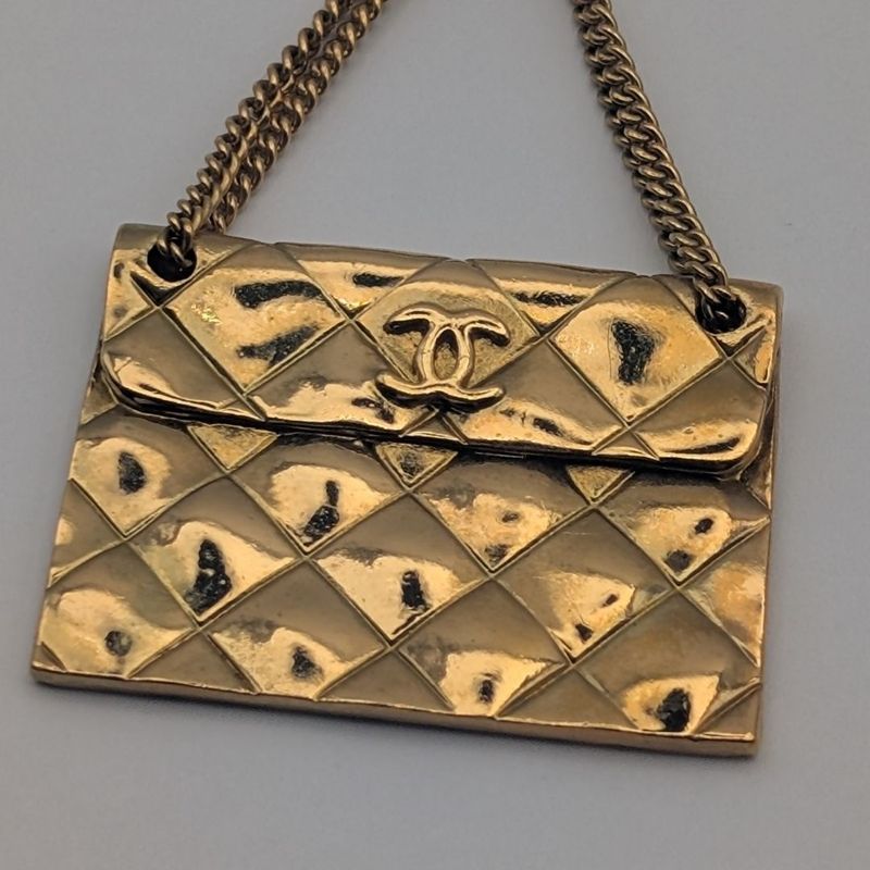 Chanel Brooch Quilted Bag Motif CC Logo