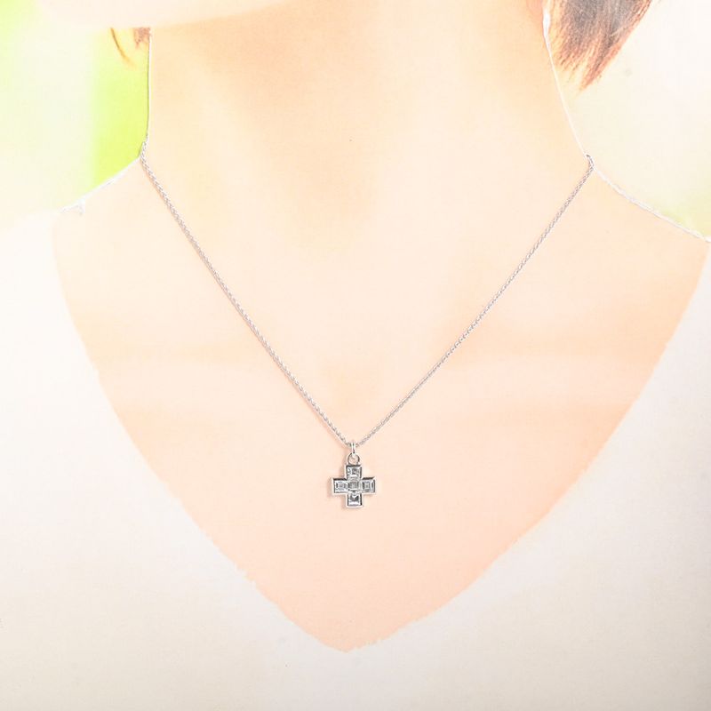 Bvlgari Necklace Cross Gold