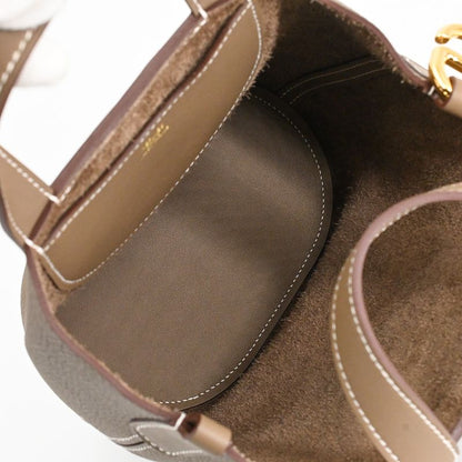 Hermes Handbag in the Loop 18