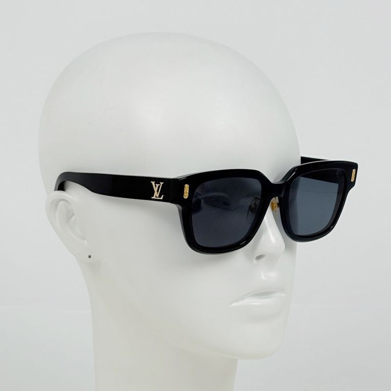 Louis Vuitton LV Confidence Square Eyewear Sunglasses Plastic Black