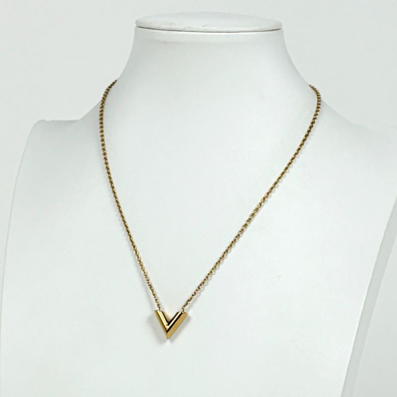 Louis Vuitton Essential Necklace Gold Plated