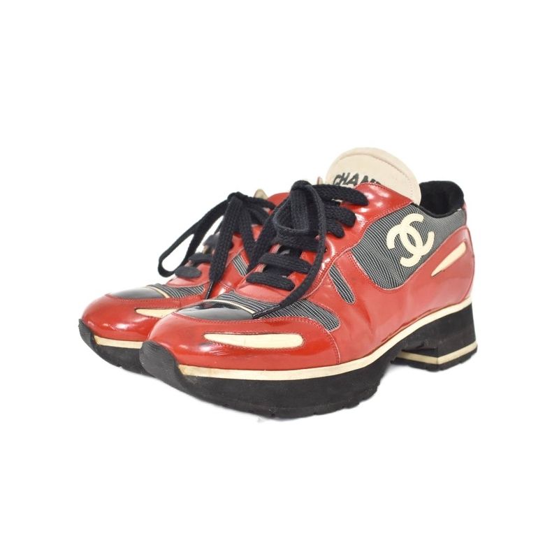 Chanel CC Logo Patent Leather Sneakers Red