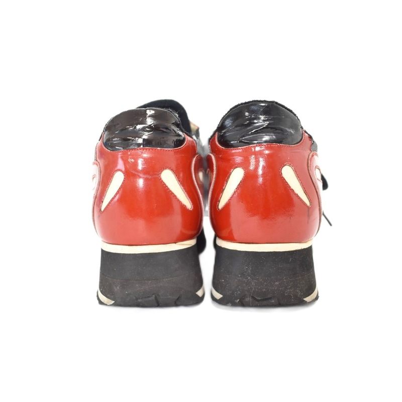 Chanel CC Logo Patent Leather Sneakers Red