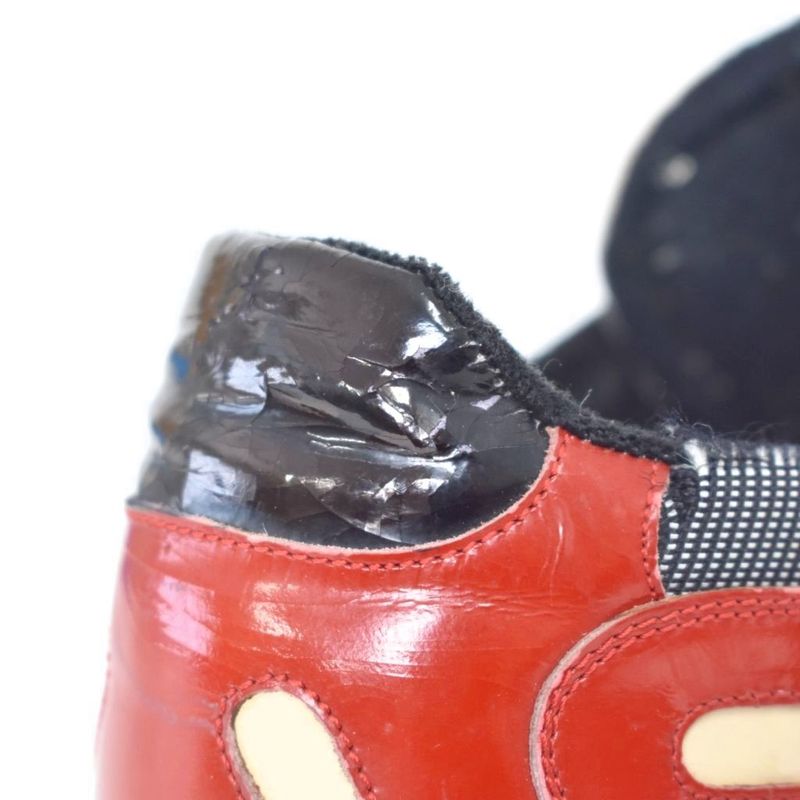 Chanel CC Logo Patent Leather Sneakers Red