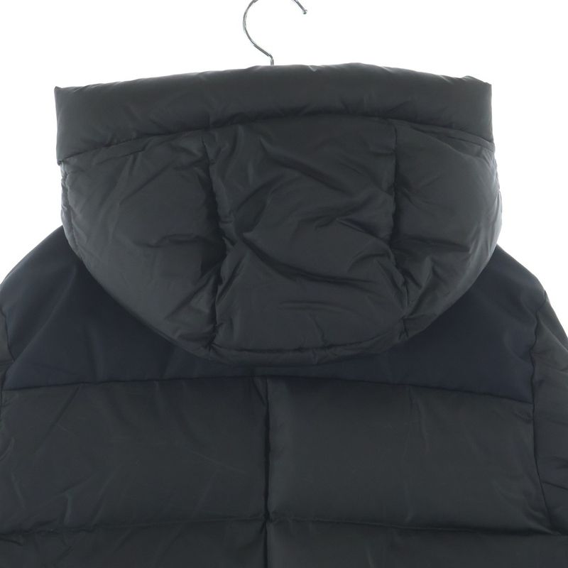 Moncler Eggstock Down Jacket Khaki Nylon 3