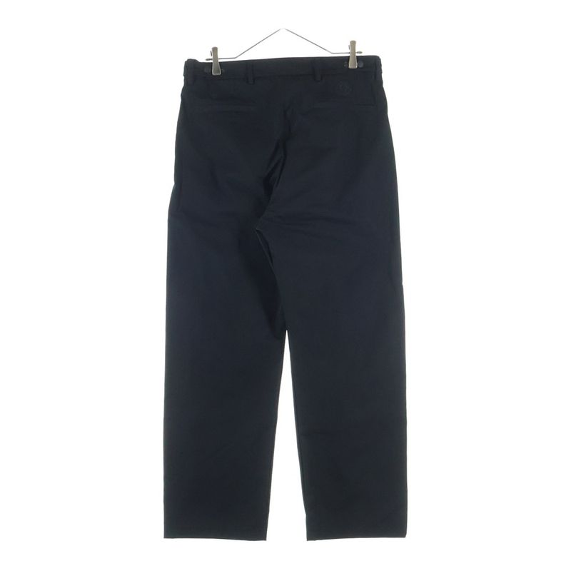 Moncler Pantaloni Trousers Back Logo Straight Nylon Pants