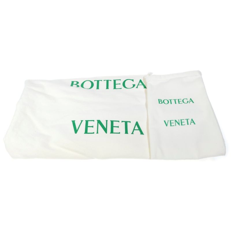 Bottega Veneta Maxi Intrecciato Arcotto Tote Light Green Leather Silver