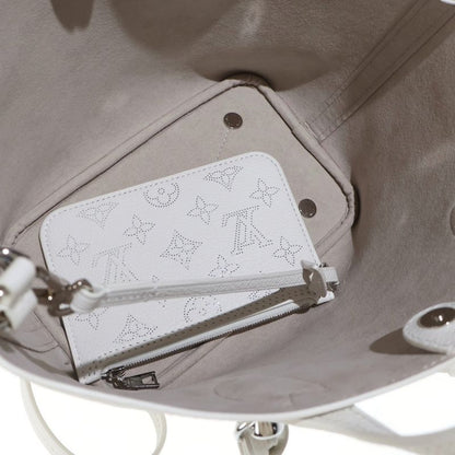 Louis Vuitton Monogram Mahina 2-Way Shoulder Bag Tote White Leather Silver