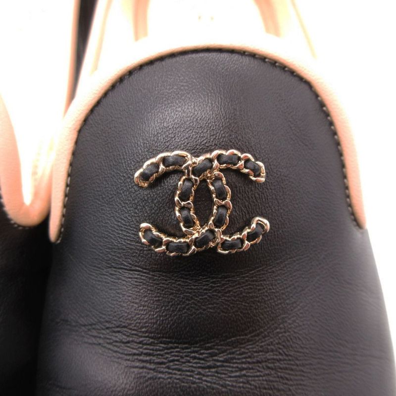 Chanel CC Logo Flat Shoes Black 36c