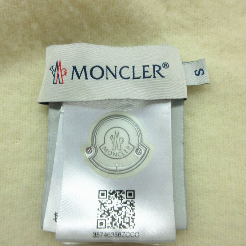 Moncler Mantella Down Contrast Shawl Style Coat Poncho Ivory