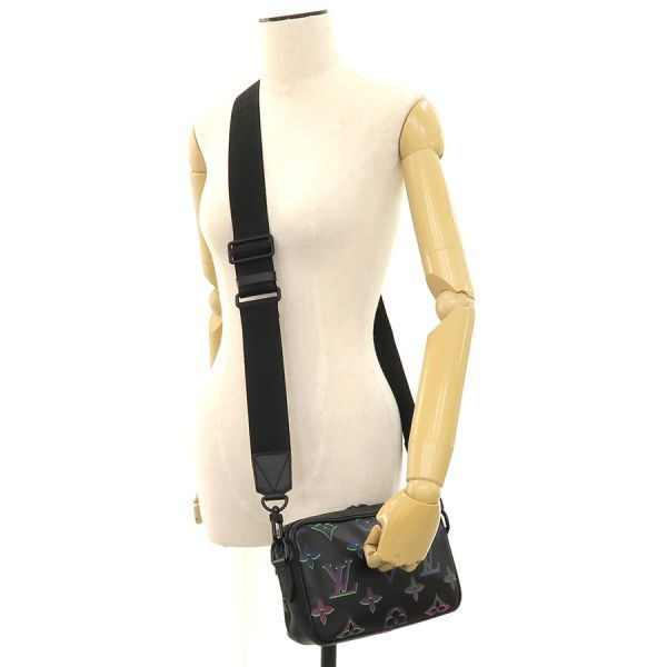 Louis Vuitton LV Logo Comet Messenger
