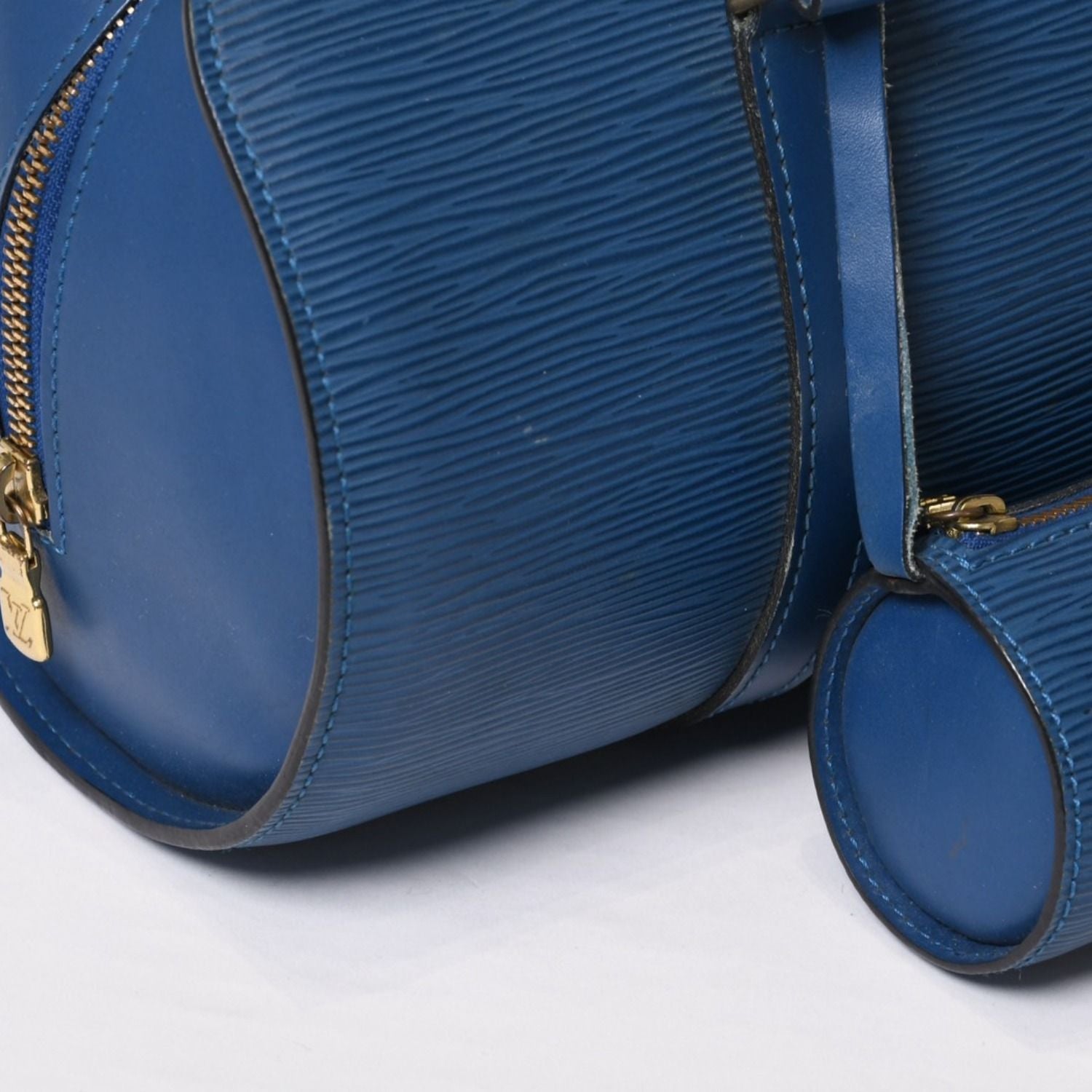 Louis Vuitton Handbag Papillon Soufflot Epi Blue — view 7