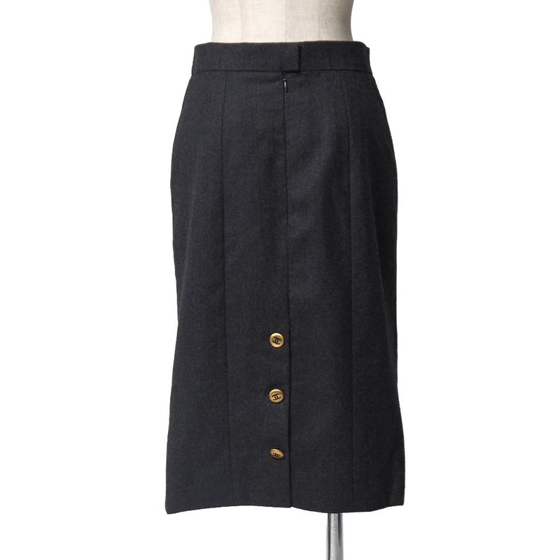 Chanel Vintage Skirt 40 CC Button CC Logo Tight