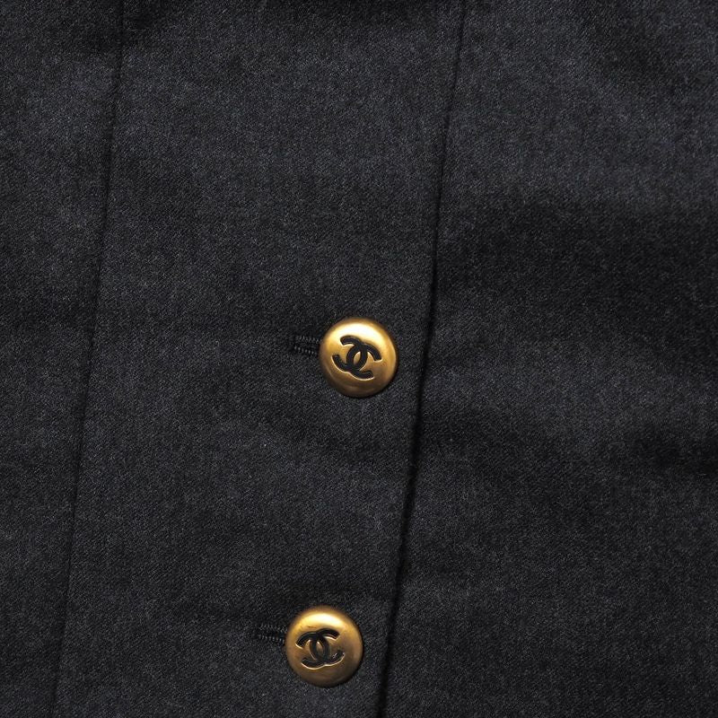 Chanel Vintage Skirt 40 CC Button CC Logo Tight