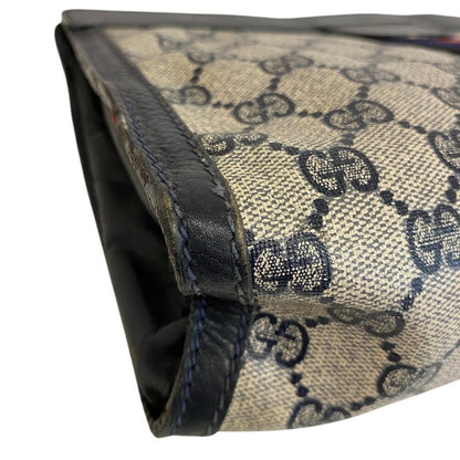 Gucci Second Makeup Pouch GG Supreme Sherry