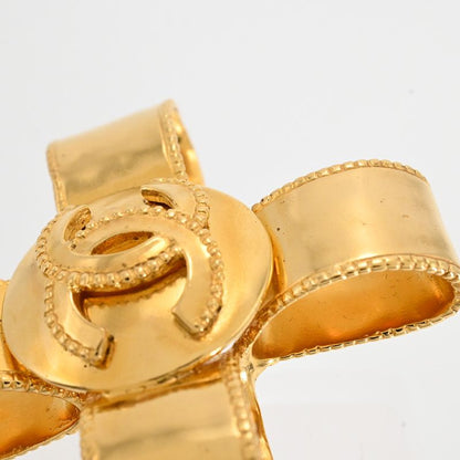 Chanel Brooch Gold