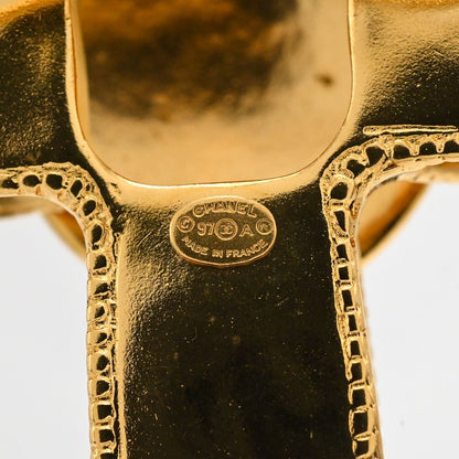 Chanel Brooch Gold