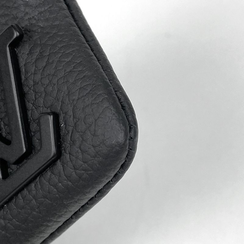 Louis Vuitton Pochette Cles LV Aerogram Key Case Coin Leather Noir Black