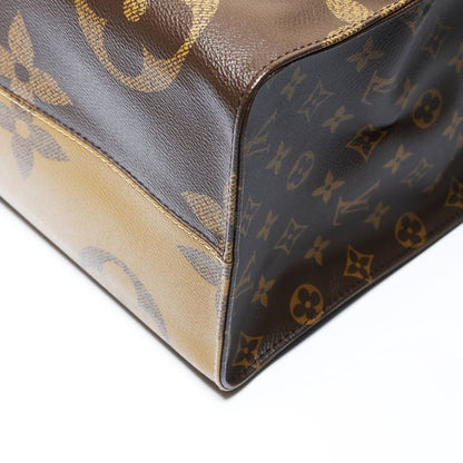 Louis Vuitton Tote on the Go GM Monogram