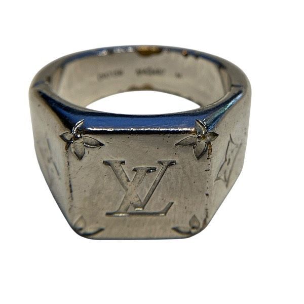 Louis Vuitton Signet Ring Monogram