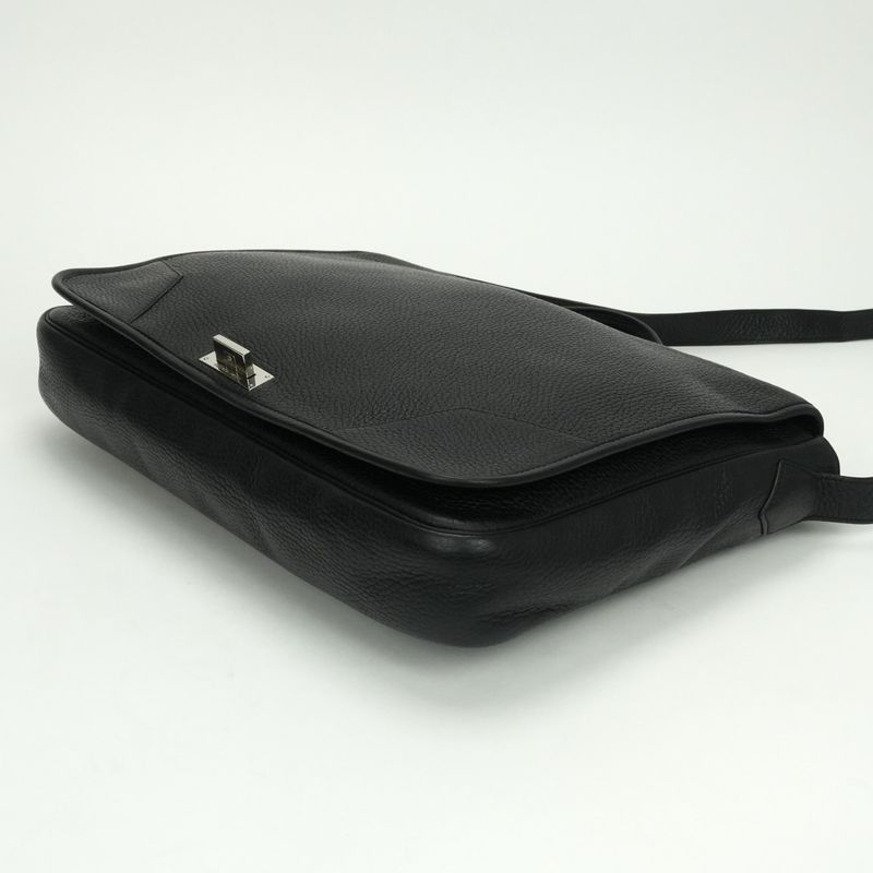 Hermes Victoria Messenger Bag Tote Taurillon Clemence Noir Black