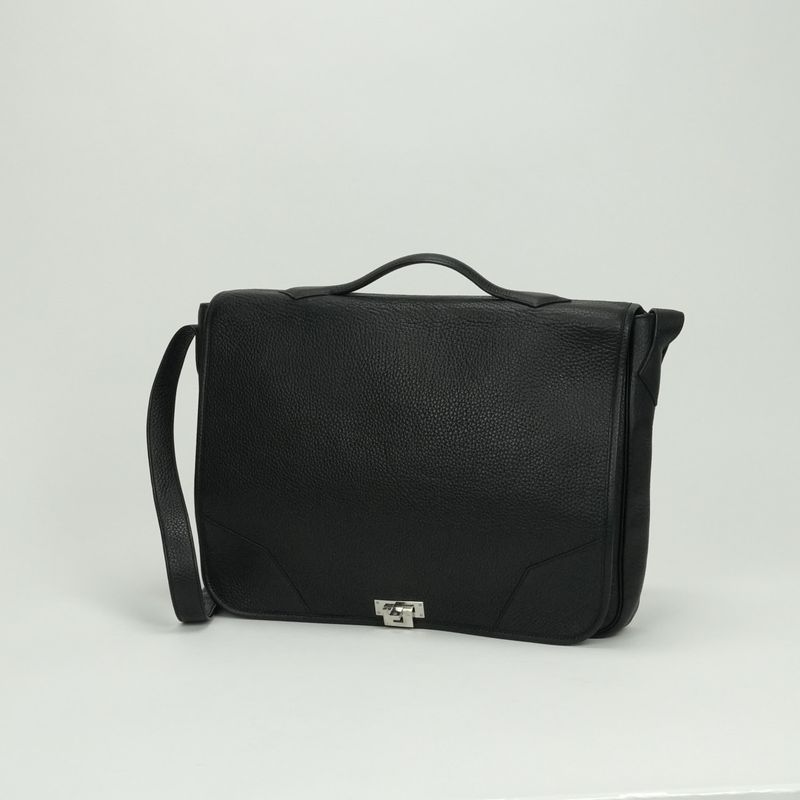 Hermes Victoria Messenger Bag Tote Taurillon Clemence Noir Black