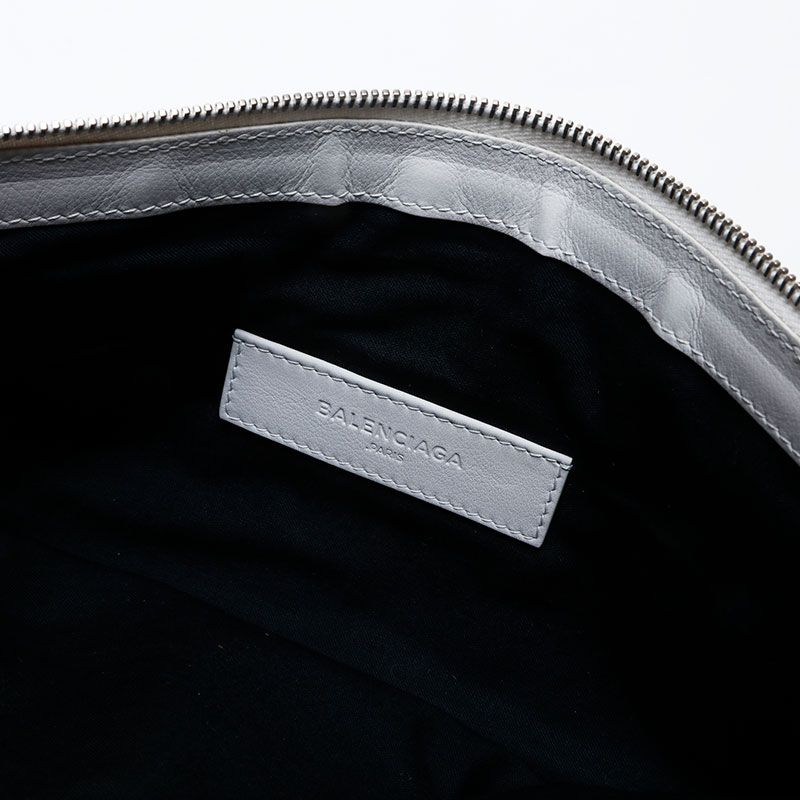 Balenciaga Clutch Classic Clip M Leather