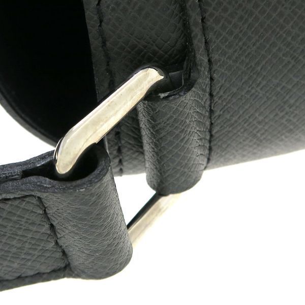 Louis Vuitton Taiga Roman PM Messenger Bag