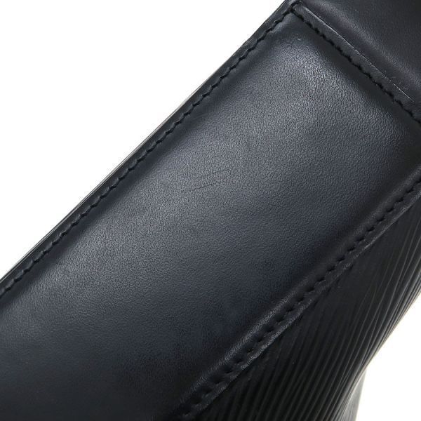 Louis Vuitton Epi Reverie Belt