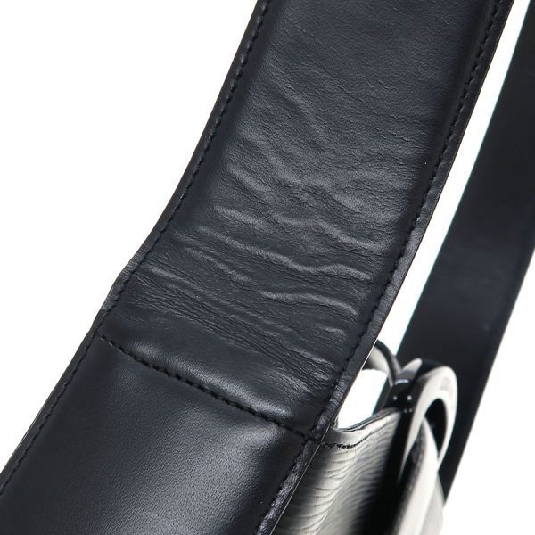Louis Vuitton Epi Reverie Belt