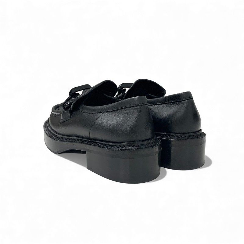 Louis Vuitton Academy Loafer