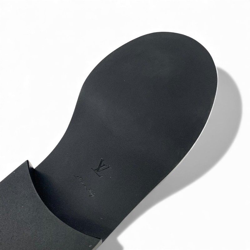 Louis Vuitton Academy Loafer