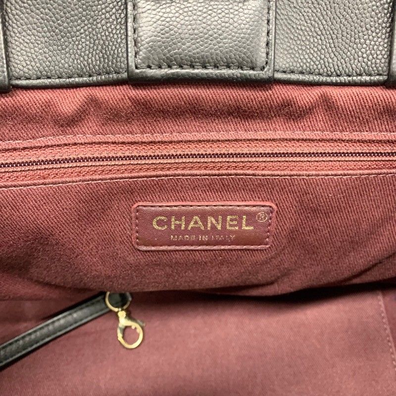 Chanel Handbag Black Gold Business Affinity Caviar Leather Turnlock CC Logo