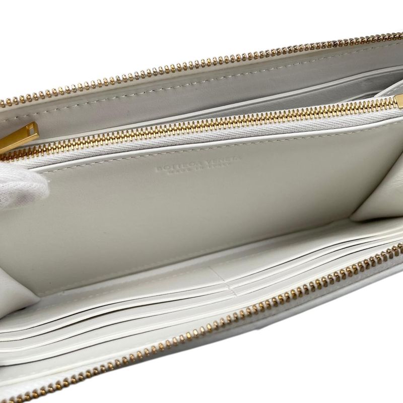 Bottega Veneta Wallet Cassette Zip Around Intrecciato White Gold