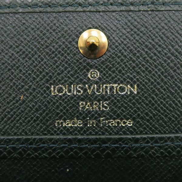 Louis Vuitton Taiga Coin Case