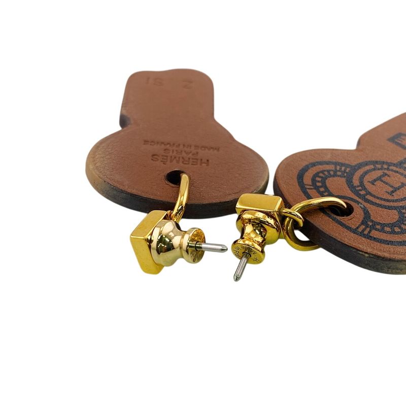 Hermes Curiosity Leather Earrings Brown